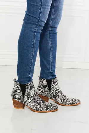 MMShoes Back At It Point Toe Bootie in Snakeskin - Ships from The US